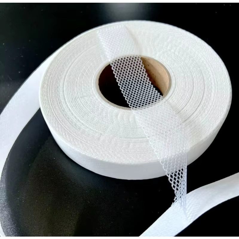 Doppelseitiges Heißschmelzklebeband in Weiß, 1 Rolle mit 50 m Länge für Bekleidungszubehör - Bild 2