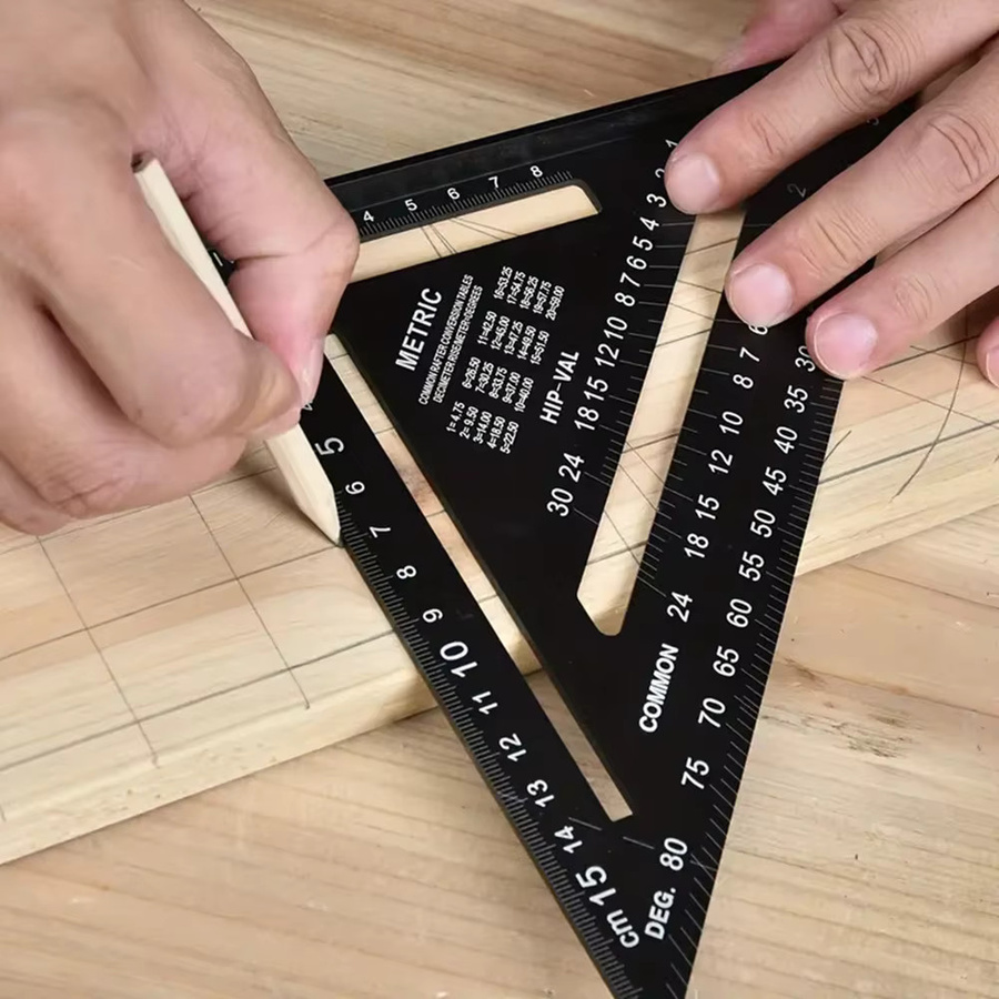 Präzises 7-Zoll-Dreieckslineal aus schwarzer Aluminiumlegierung als quadratischer Winkelmesser für Ingenieure und Zimmerleute - Bild 3