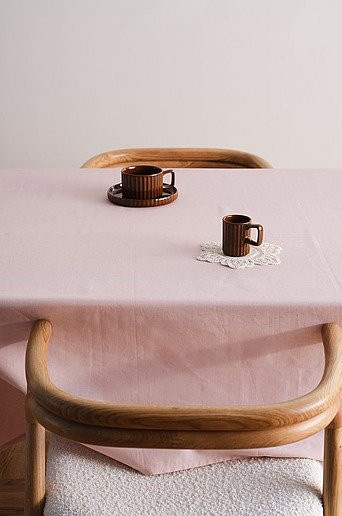 Jotex LINNIE Tischdecke Pink wasserabweisend und abwischbar - Bild 1