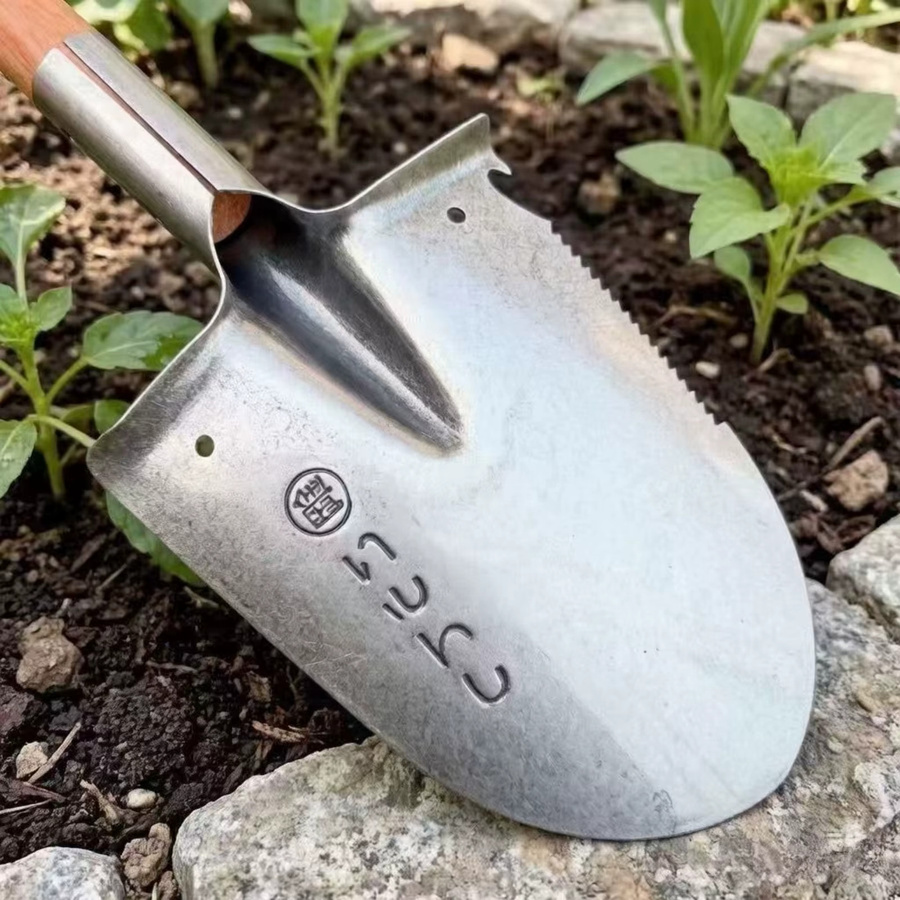 Robuste Manganstahl-Schaufel mit verstärkter Klinge und Holzgriff in Silber für Camping und Outdoor - Bild 2