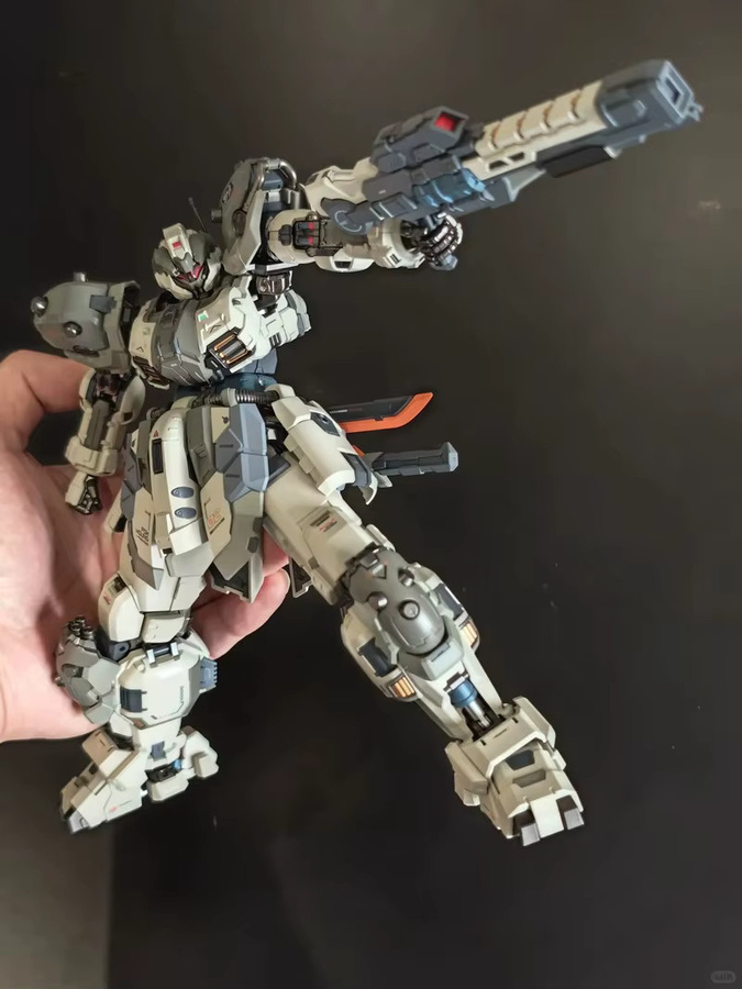 Moshow Ancestral Effect Butcher Type-Ii Tyrant Foxhound Team Action Figure - Bild 1