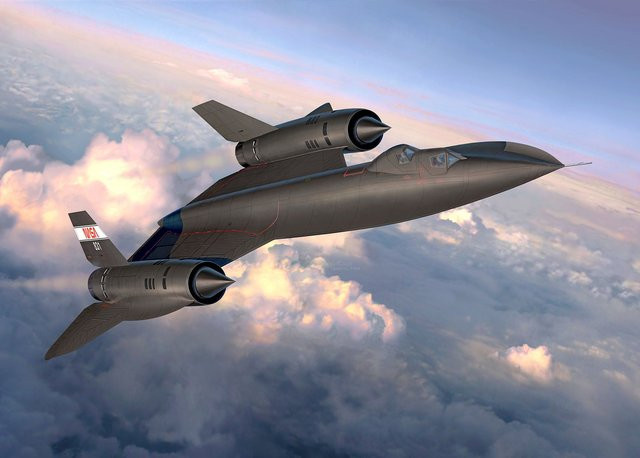Revell Lockheed SR-71B Merle, Modellbau, 1:48 - Bild 1