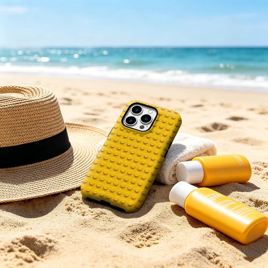 CaseChic MagSafe Schutzhülle für iPhone 17 16 15 14 Pro Max mit gelber Lego-Stud-Textur und stoßfestem Bumper in Gelb - Bild 4