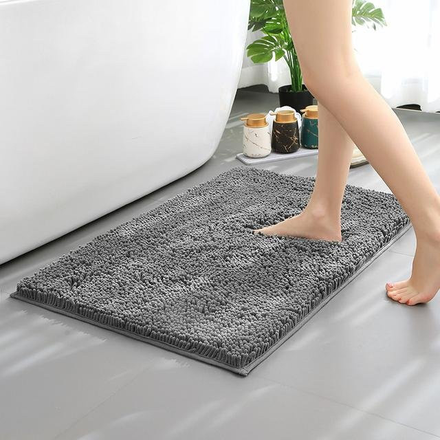 Saugfähige Chenille Badezimmer Matte von FREIHAUS in Dunkelgrau, rutschfester und weicher Plüschteppich, B/B: 40 x 60 cm - Bild 1