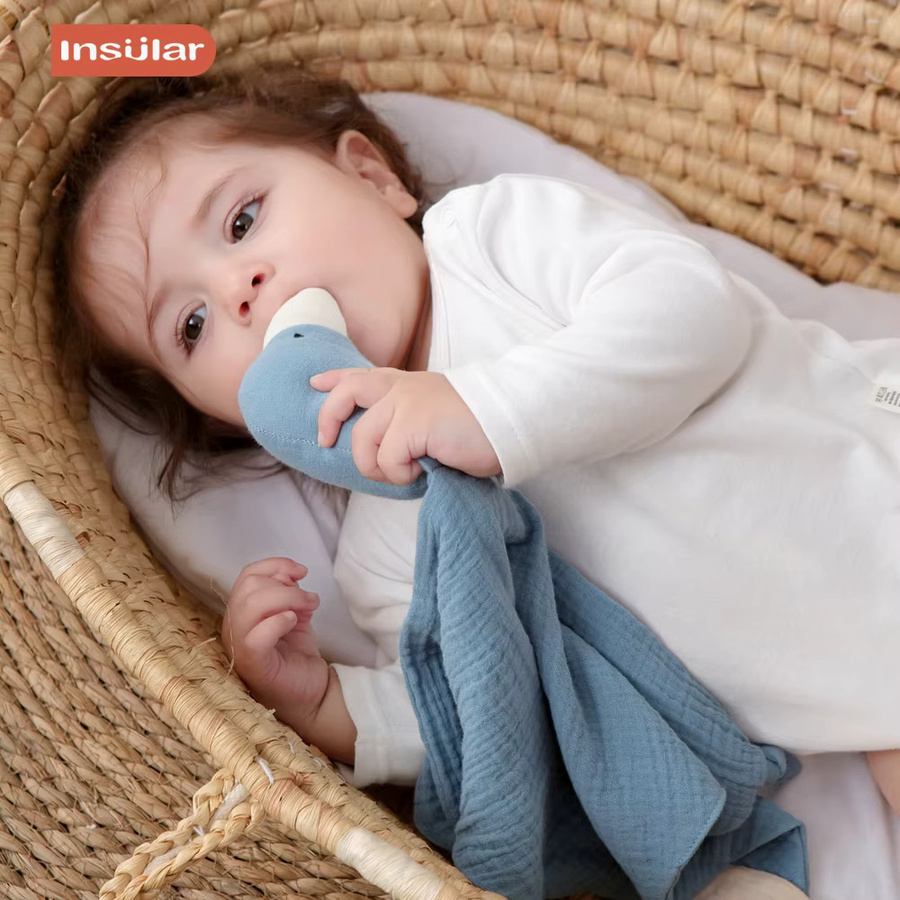 Insular Baby Kuscheldecke mit Gans Motiv in Pink als weiches Lätzchen und Beißring für Kleinkinder - Bild 2