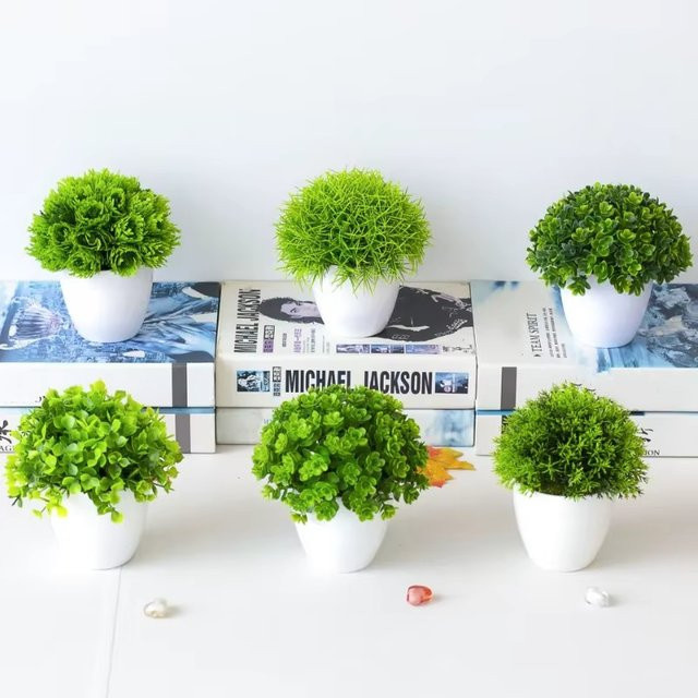 Merylover Grüne Graskugel im Topf als simulierte Pflanze für Wohnzimmer, Balkon und Büro, Farbe: Grün - Bild 1