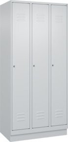 C+P Spind Classic PLUS Garderobenschrank mit Sockel, 3 Abteile, Grau, H x B x T: 195 x 90 x 50 cm - Bild 1