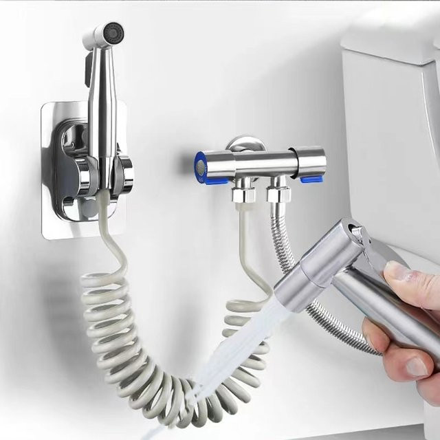 Bidet-Sprühset für das Badezimmer mit Doppelsteuerung, doppeltem Auslasshahn und 1,5 m langem Schlauch in Silber - Bild 1