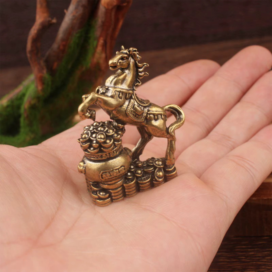 WHPHous Messing Pferd Figur in Gold als Feng Shui Glücksstatue für Home Office und Desktop Decor - Bild 1