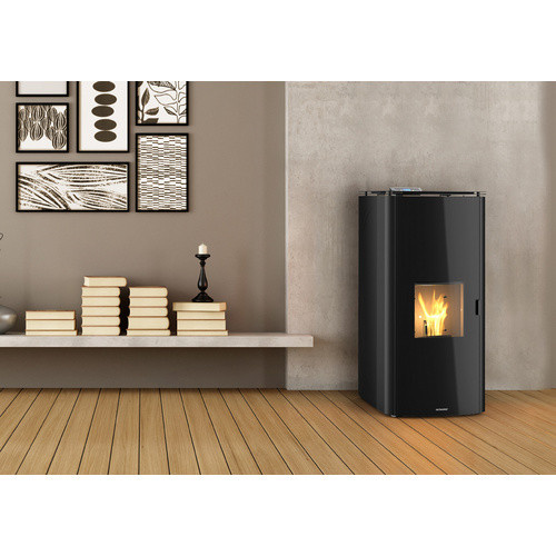 BLAZE Pelletofen Idra 20 in Schwarz aus Stahl mit 19 kW Leistung, wasserführend, inklusive App-Steuerung und WiFi - Bild 2