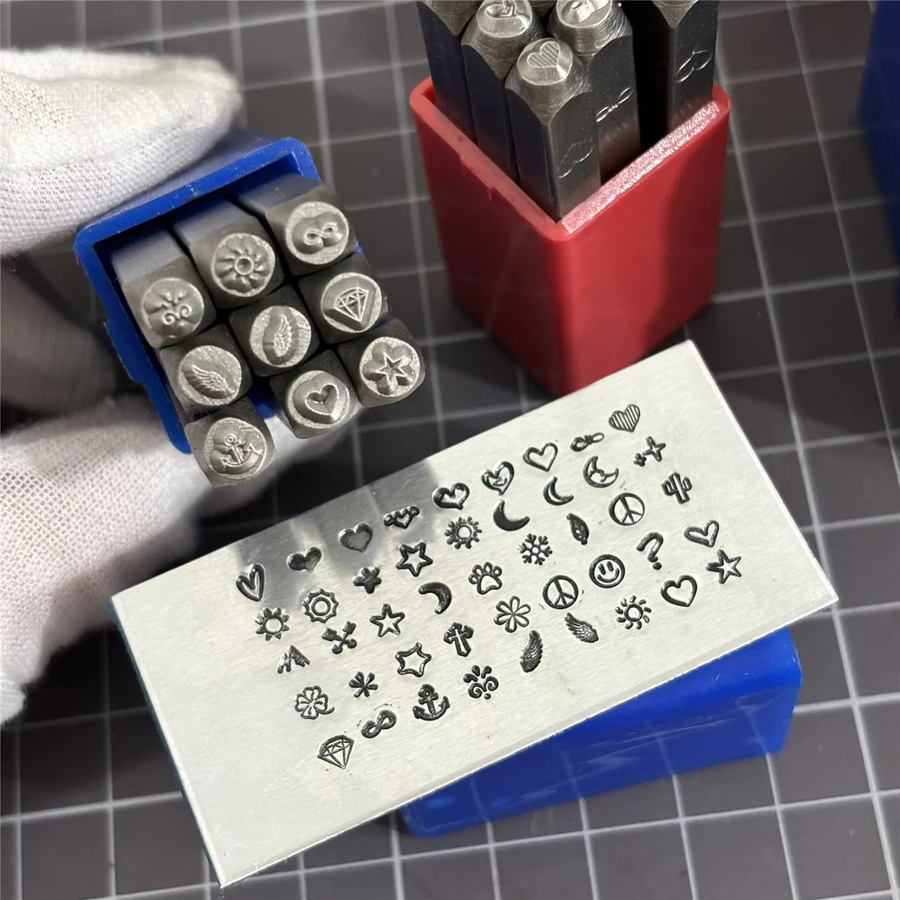 Metall Stamping Kit aus Stahl mit Cartoon Design Mond Stern Herz in Silber für Schmuck DIY Herstellung - Bild 3