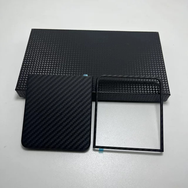 Ultradünne Karbonfaser Schutzhülle aus echter Aramidfaser für Samsung Galaxy Z Flip 7, Z Flip 6 und Z Flip 5 in Schwarz - Bild 1
