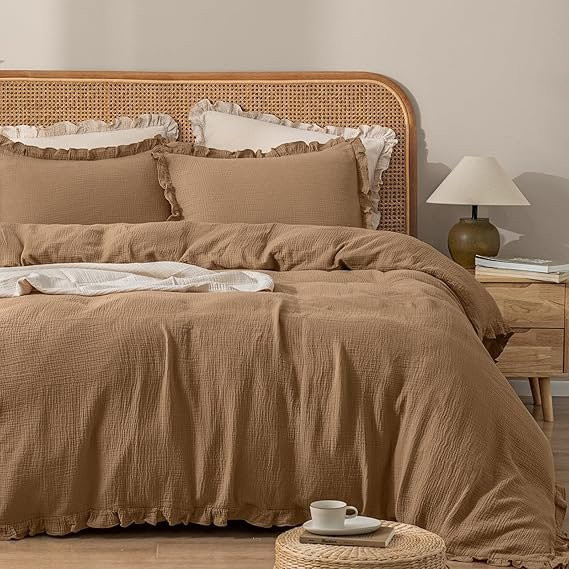 Bin Chi Textiles Queen Size Bettwäsche Set aus Baumwoll-Musselin mit Rüschen in Braun, 150 x 200 cm - Bild 1