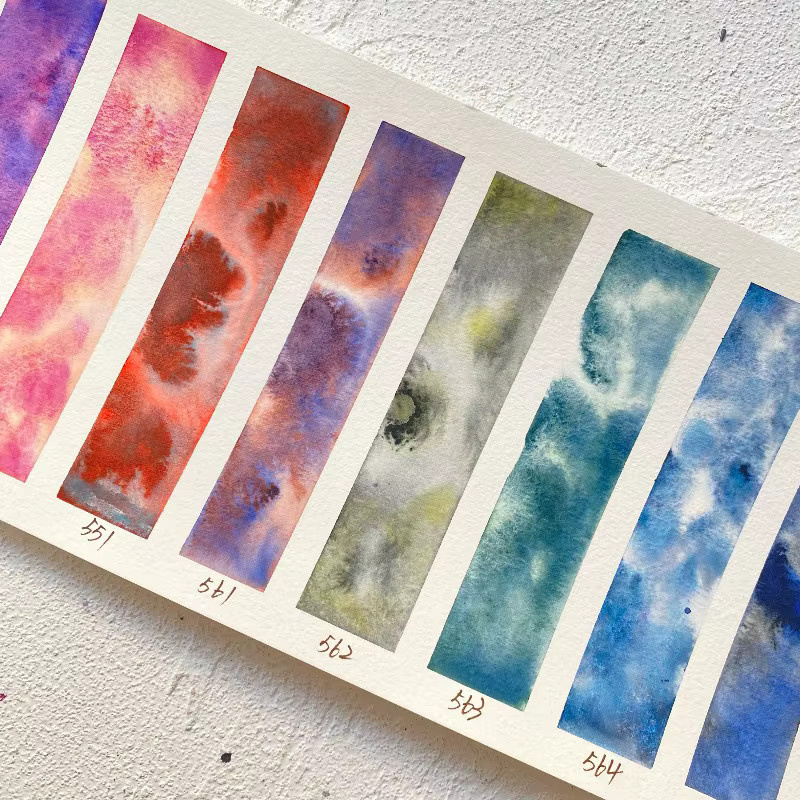 Holbein Aquarellfarben Set mit 24 Farben in der praktischen Probiergröße 1/2 ml Multicolor - Bild 2