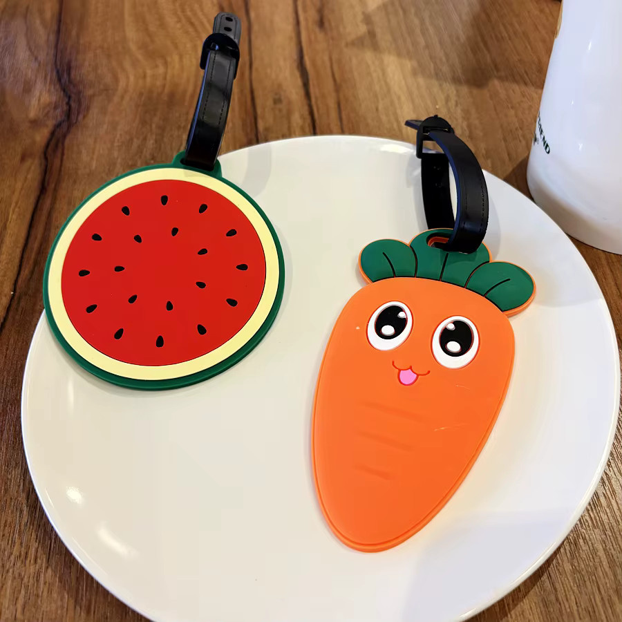 BOYI Gepäckanhänger mit Motiv Obst und Karotte in Multicolor aus Kunststoff zur Personalisierung - Bild 2
