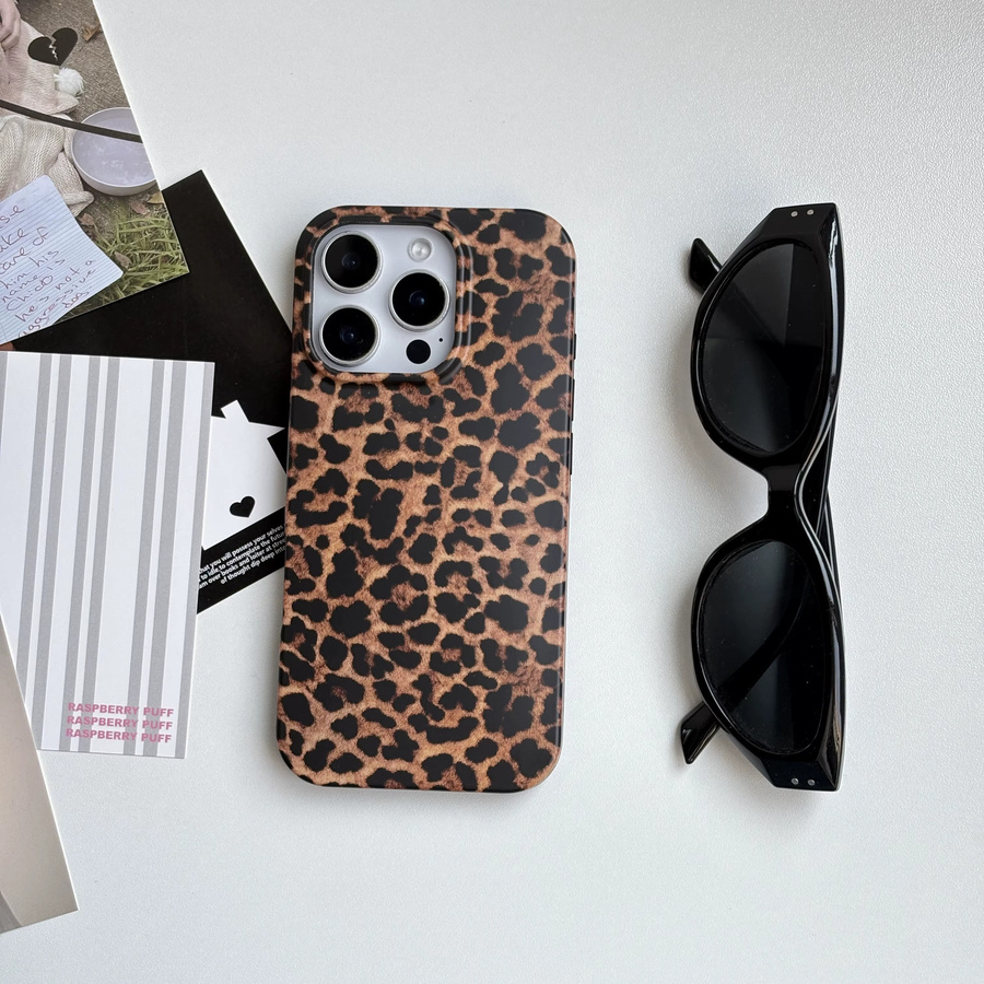 Leopardenmuster Handyhülle aus weichem TPU mit mattem Finish für iPhone 11 bis 16 Pro Max in Schwarz und Multicolour - Bild 4