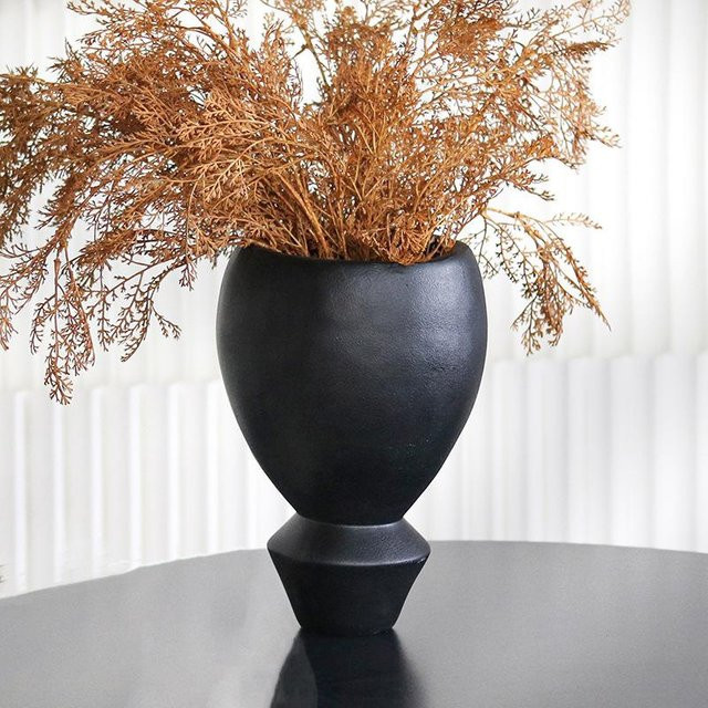Weithalsvase im Wabi-Sabi-Stil aus Keramik in Schwarz, minimalistische Dekoration im modernen chinesischen Stil, B/H: 22,0 x 32,0 cm - Bild 1