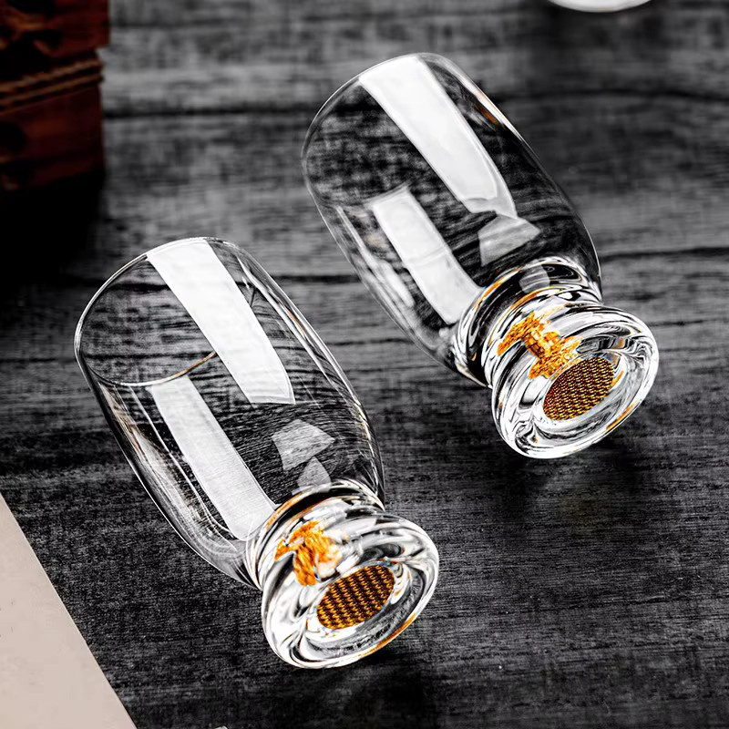 YWDL Kristall Schnapsgläser Set in Gold und Transparent, 100 ml für Wodka, Whisky, Sake und Soju - Bild 5