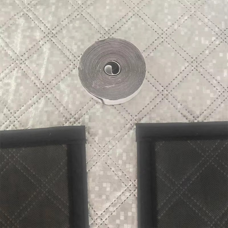 Gesteppte Graphenvorhänge aus Polyester mit silbernen Diamantnähten zur Wärmedämmung und Schalldämmung, Farbe: Silber - Bild 3