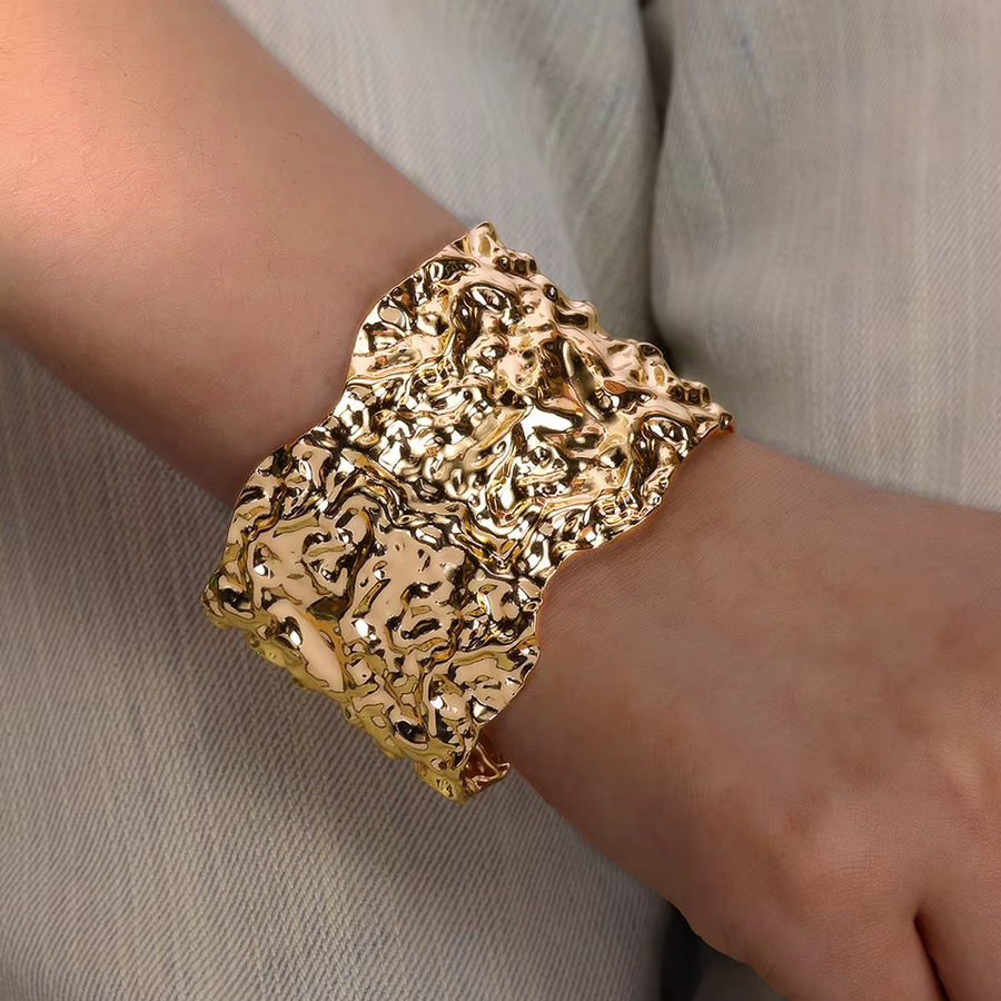 V Attract Armband, Edelstahl, Gold, Damen, Vintage - Bild 2