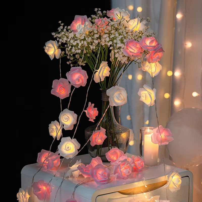 LED Rosen Lichterkette mit 10 LEDs in Warmweiß, 1,5 m Länge für Hochzeiten, Valentinstag und Party-Dekoration, Farbe: Weiß - Bild 2