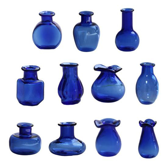 Miniaturvase aus blauem Borosilikatglas für Miniaturhäuser und DIY-Projekte - Bild 2
