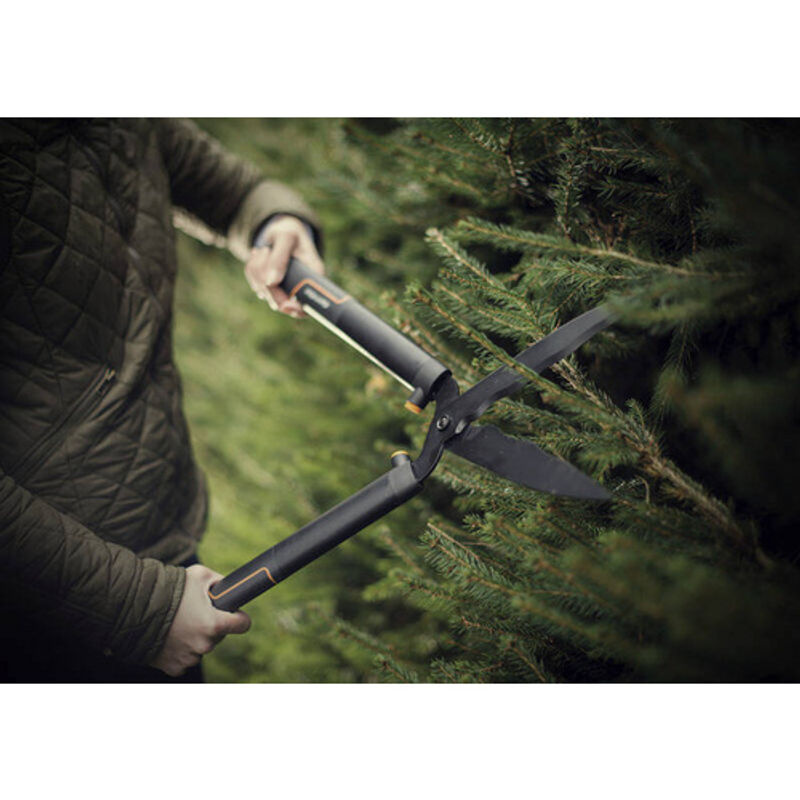 Fiskars SingleStep HS22 Heckenschere mit Bypass-Schneidsystem in Schwarz und Orange - Bild 3