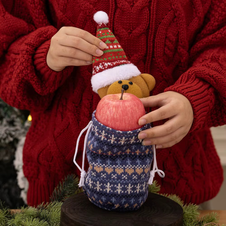 WakaParty Gestrickte Weihnachtstaschen mit Kordelzug für Süßigkeiten und Kekse in Weihnachtsdesign - Bild 5