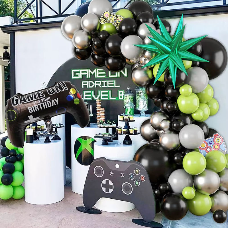 Elektronisches Ballonbogen-Set zur Dekoration für Geburtstage in Grün, Schwarz und Grau mit Latex- und Aluminiumfolienballons sowie Sternen - Bild 2