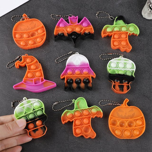 Halloween Geister-Kürbis-Totenkopf Pop Fidget Antistress-Spielzeug Schlüsselanhänger, 6/12 Stück - Bild 1