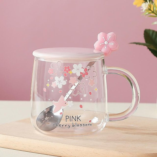 Yiran Furniture Wasserbecher aus Borosilikatglas mit Deckel und Löffel, Kirschblüten-Design, Grau, 500 ml - Bild 1