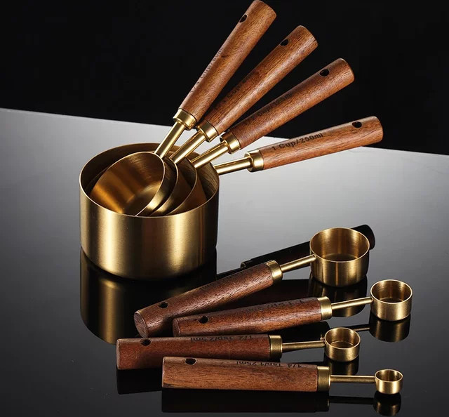JAOER Messbecher Löffel Set aus Edelstahl mit Holzgriff in Gold und Silber, 8 Stück Küchenzubehör für Backwerk und Bartending - Bild 1