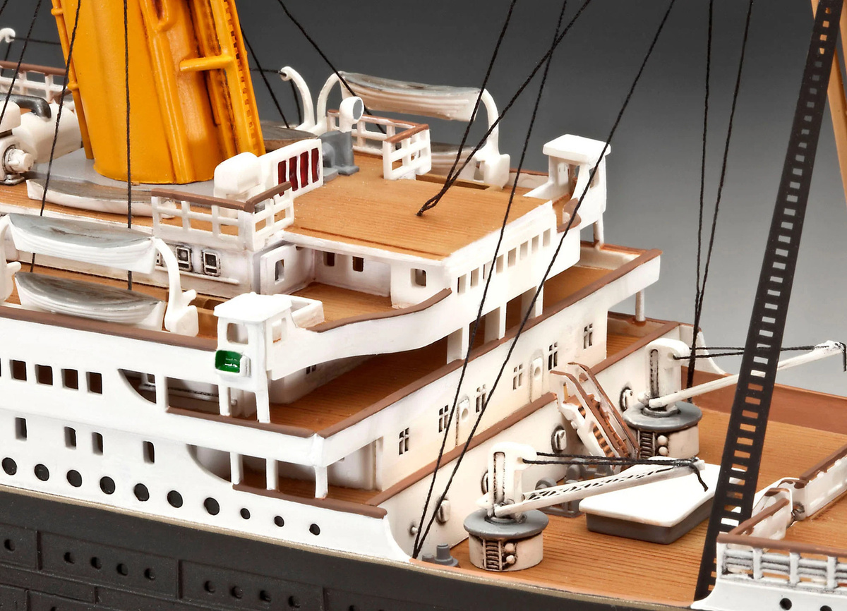 Revell Titanic Geschenkset Schiffsmodell Bausatz 1:400 - Bild 4