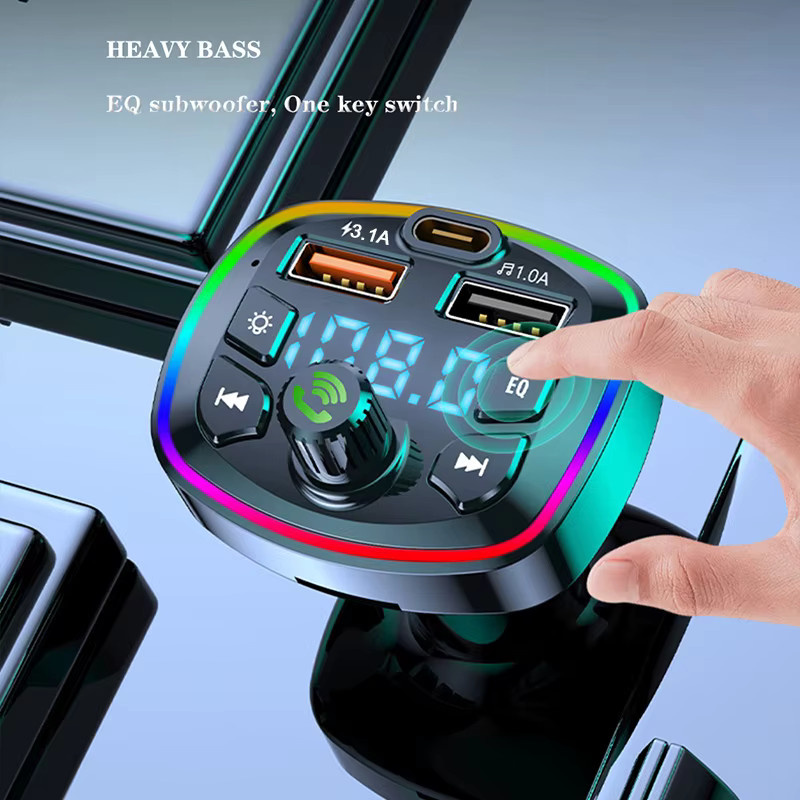 Bluetooth 5.0 FM-Transmitter mit Mikrofon und Dual USB Schnellladegerät als drahtloser Audio-Empfänger und MP3-Player für dein Auto - Bild 2