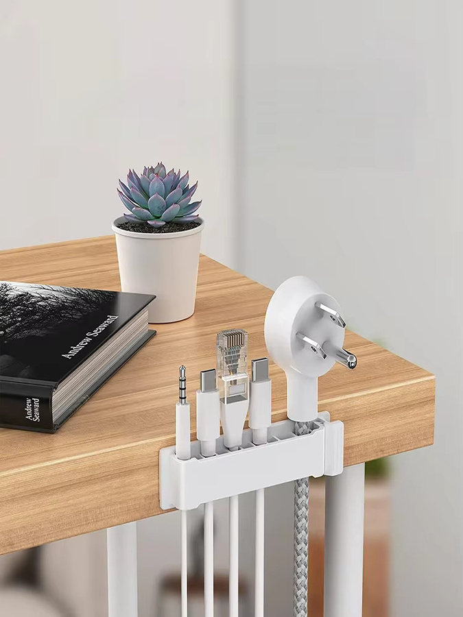 Flexibler Silikon Kabel-Organizer in Schwarz für USB-C Kabel und Zubehör - Bild 6