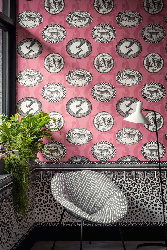 Cole & Son Tapete Matrinah in Cream/Pink mit Animal Print im klassischen Design - Bild 2