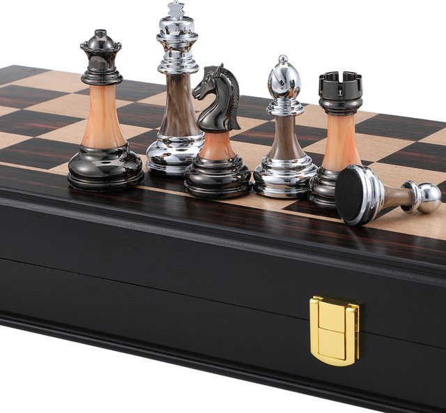 Yernea Schachspiel, Strategiespiel, Holz und Kunststoff - Bild 1