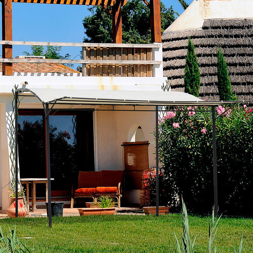 Outsunny Pavillon mit Lamellendach aus Stahl und Polyester in Cremeweiß B: 250 cm, T: 250 cm, H: 200 cm - Bild 2