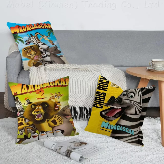Personalisierter Madagaskar Kissenbezug mit Tiermotiven von Beast Kingdom, quadratisch, Mehrfarbig, Breite: 40 cm, Höhe: 40 cm, Tiefe: 40 cm - Bild 1