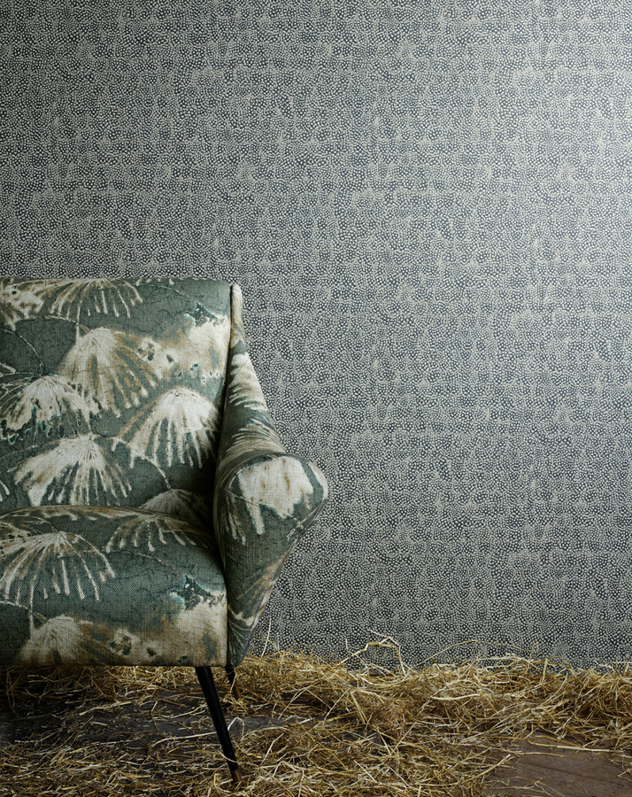 Zoffany Tapete Guinea in Charcoal mit Animal Print und Tier-Motiven aus Vlies - Bild 1