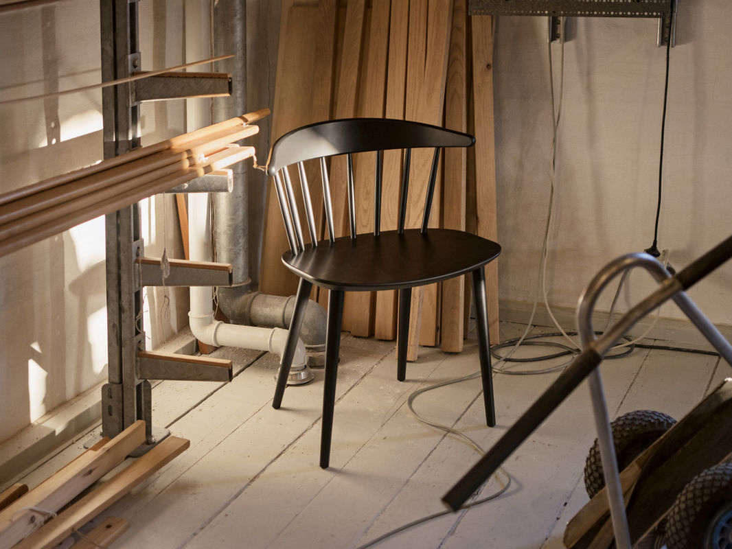 HAY J104 Stuhl aus Buchenholz in Schwarz im Windsor-Stil - Bild 2