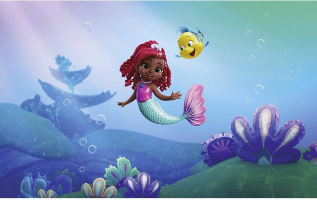 Komar Vlies Fototapete Disney Ariel Junior Friends in Bunt - Bild 1