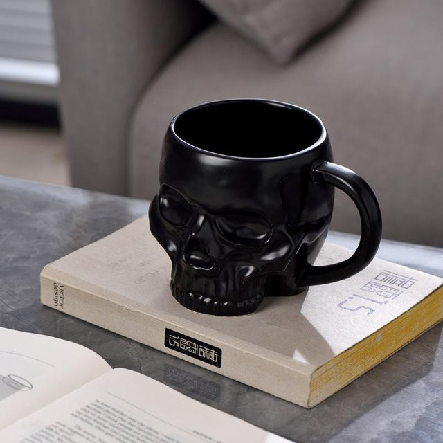 Kreative Keramiktasse mit Schädel-Design von Yiran Furniture, Schwarz, 580 ml - Bild 1