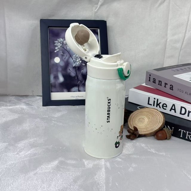 Starbucks Isolierter Edelstahl Reisebecher mit Bären-Print und One-Touch Klappdeckel, Weiß, 500 ml - Bild 1