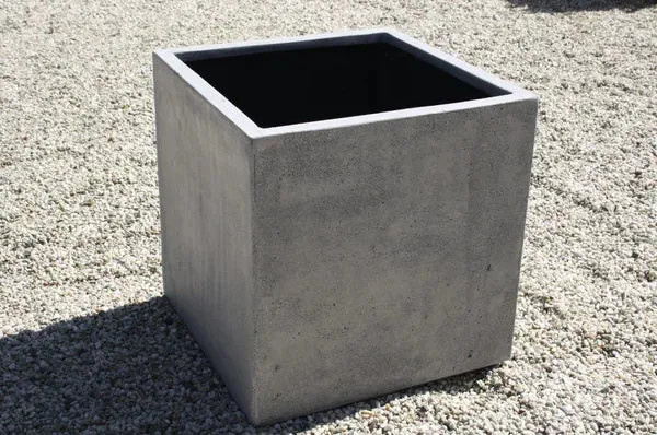 Pflanzkübel Leyla von Aplanta in Grau im Beton-Design, B/T/H: 40 x 40 x 40 cm - Bild 3