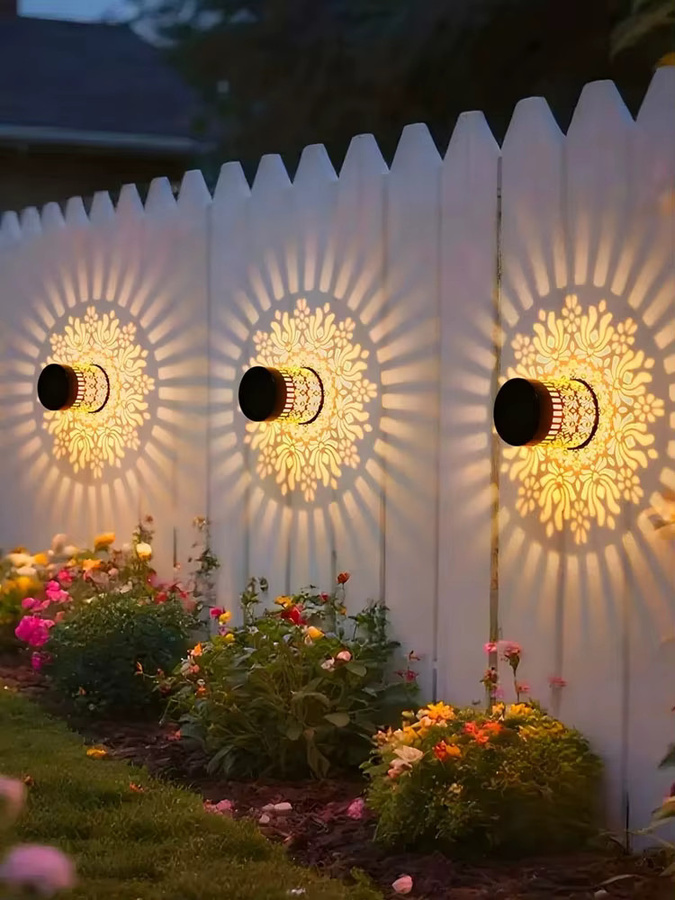 Wasserdichte Solar-Außenwandleuchte im marokkanischen Design als Projektor-Laterne für Garten, Terrasse und Weg, Schwarz, Warmweiß - Bild 1