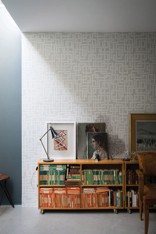 Farrow & Ball Tapete Enigma Purbeck Stone/Ammonite in Grau mit abstraktem geometrischem Design - Bild 2