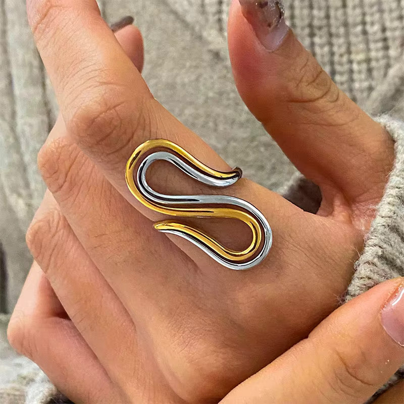 Loe Ring, Edelstahl, Gold, Damen - Bild 2