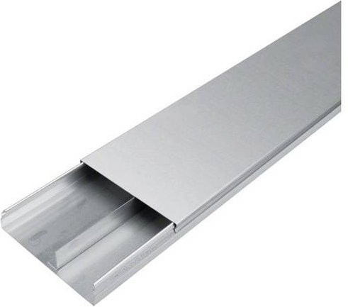 Hager Elektro-Sockelleistensystem UK190382 in Silber, modern, Länge: 200 cm - Bild 1