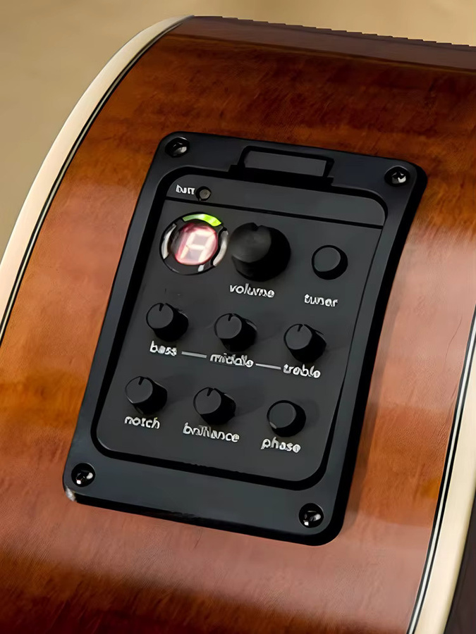 Fishman Presys+ 4-Band Akustikgitarren-Tonabnehmer mit integriertem Vorverstärker, EQ, Tuner und Mic Blend in Schwarz - Bild 4